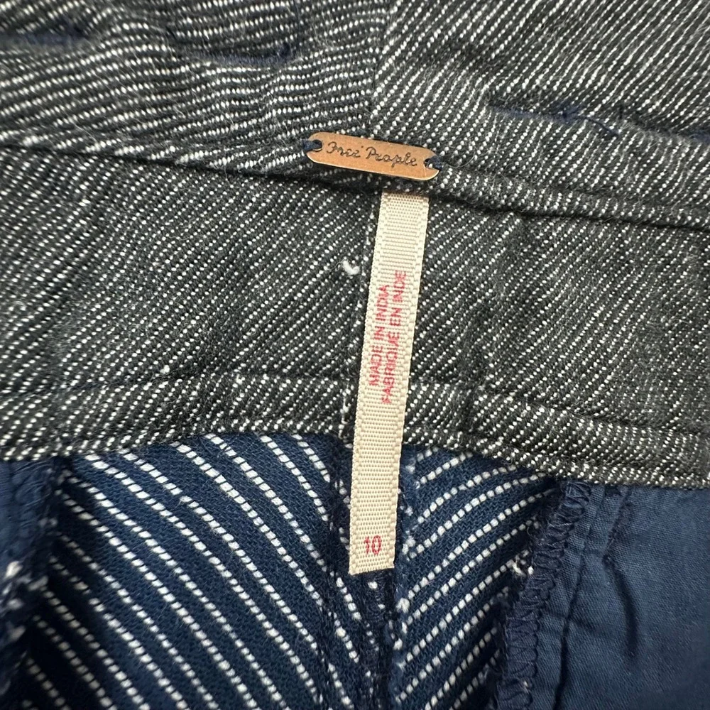 Free People Pinstripe Paperbag Cotton Tapered Pants Navy Blue White Size 10 Boho